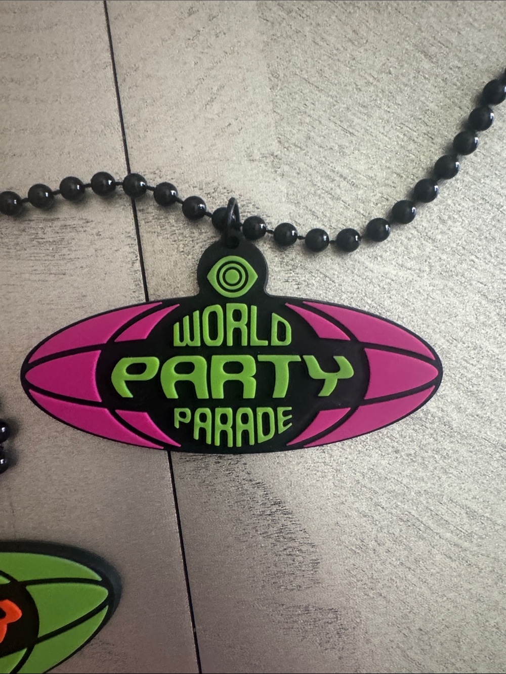 Insomniac World Parade Party Necklaces - Picture 3 of 7